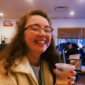 Meet your Posher, Karissa